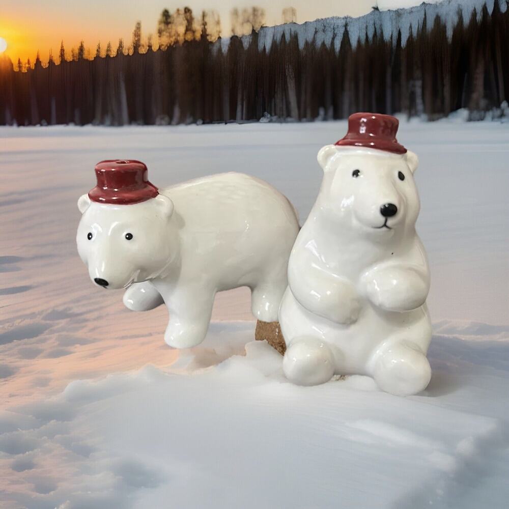 Cute Polar Bear Salt & Pepper Shakers